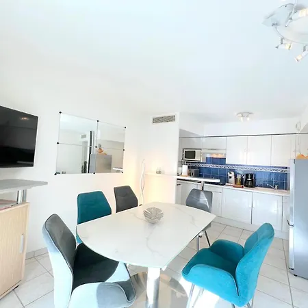 Apartament Palazzio 3, Quartier Vieux Port Avec Parking, By Welcome To *