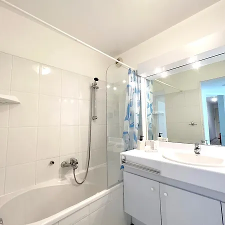 3 Pièces Au Pied Du Suquet 200m Des Plages Du Midi Appartement